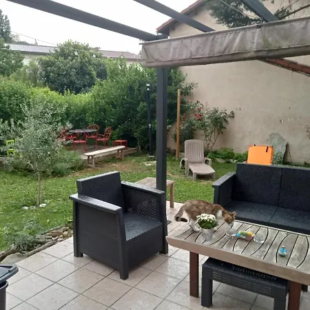 Habitación en casa particular Souriante Lyon